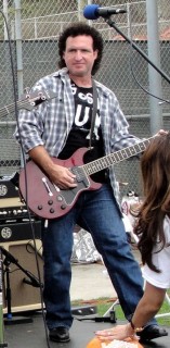 Steve Weinberg 2010 guitar
